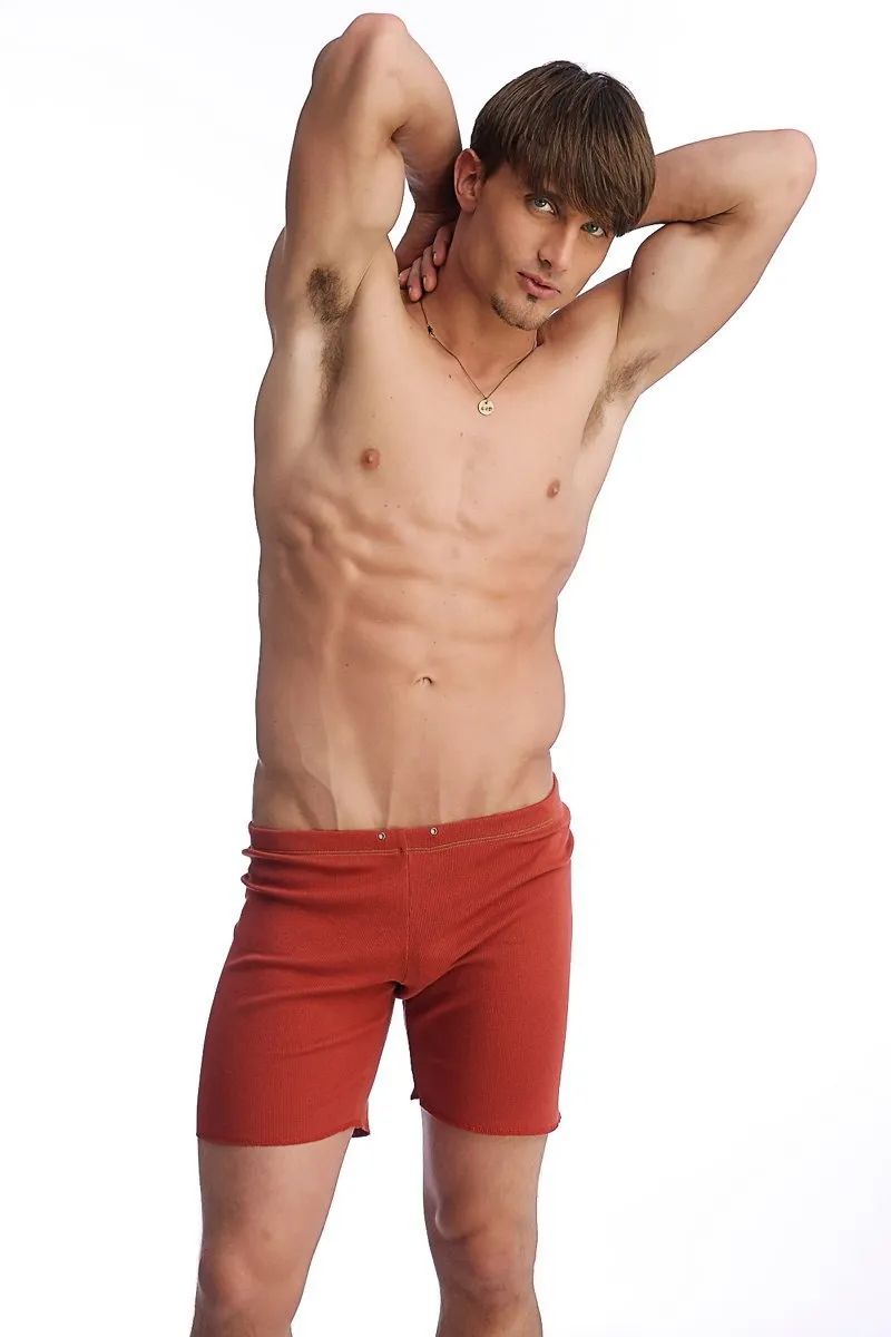 Fusion Yoga Short (Cinnabar Red)