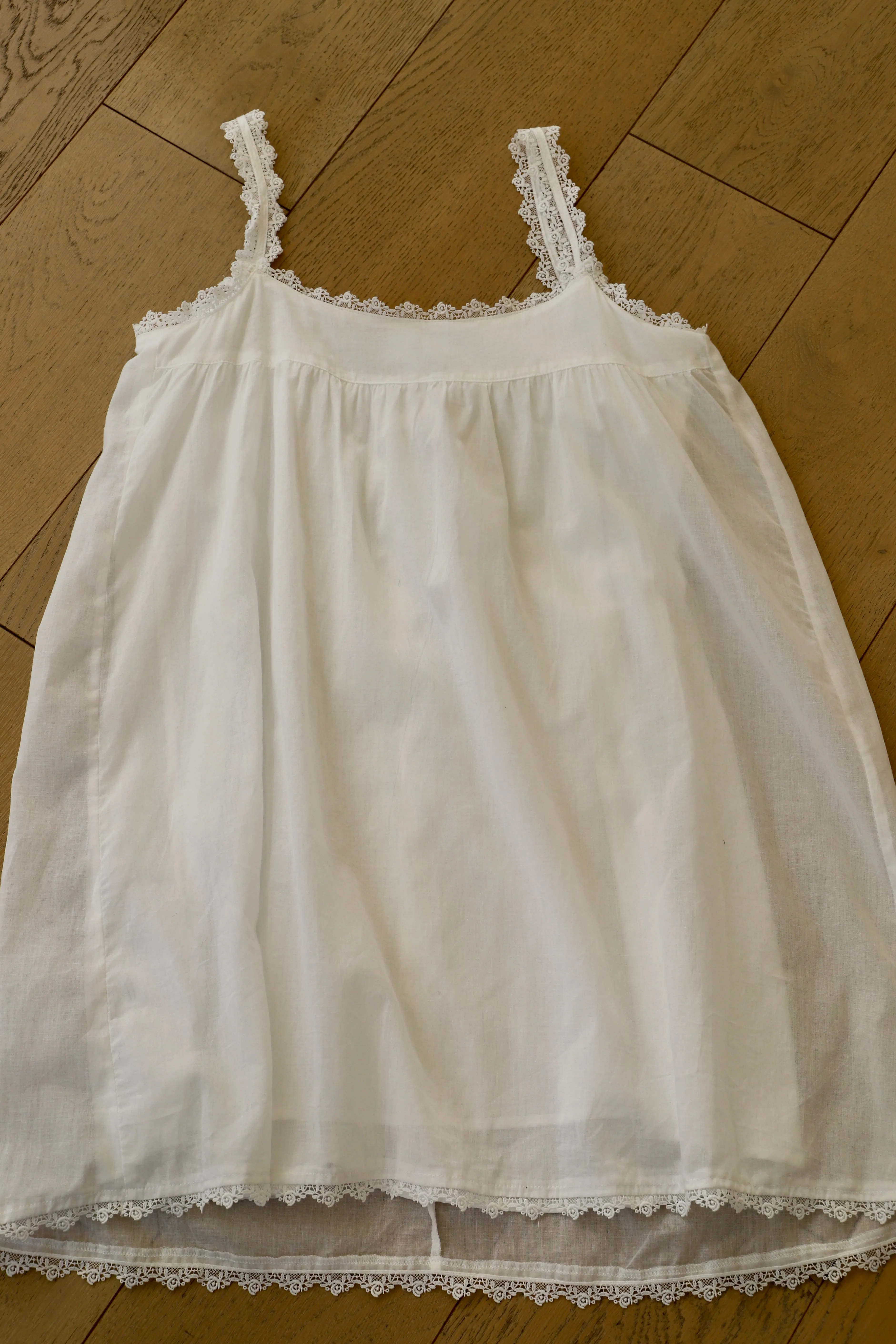 LACE TRIM MINI DRESS