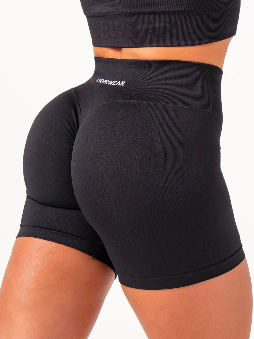 Lift Scrunch Shorts - Black