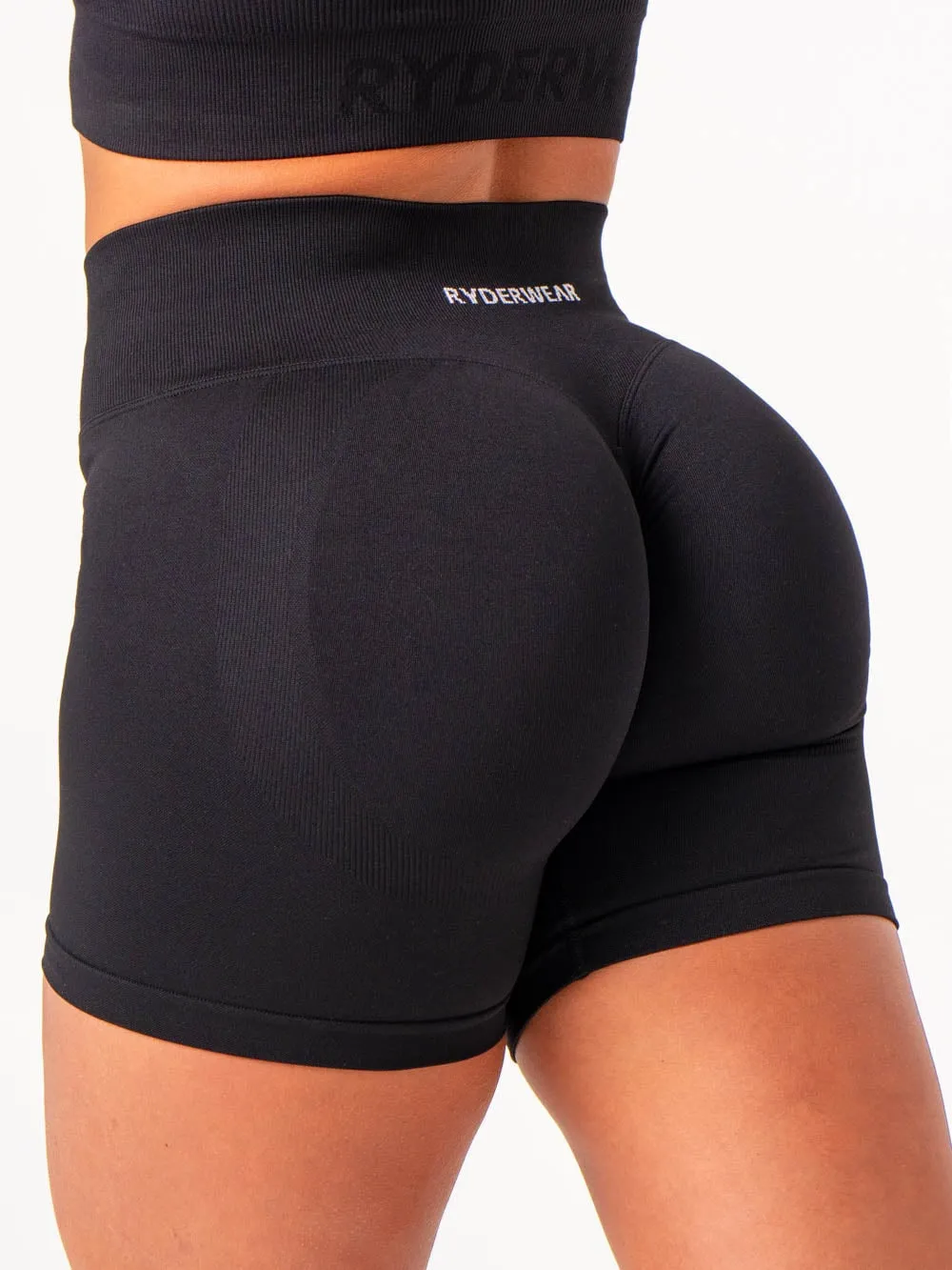 Lift Scrunch Shorts - Black