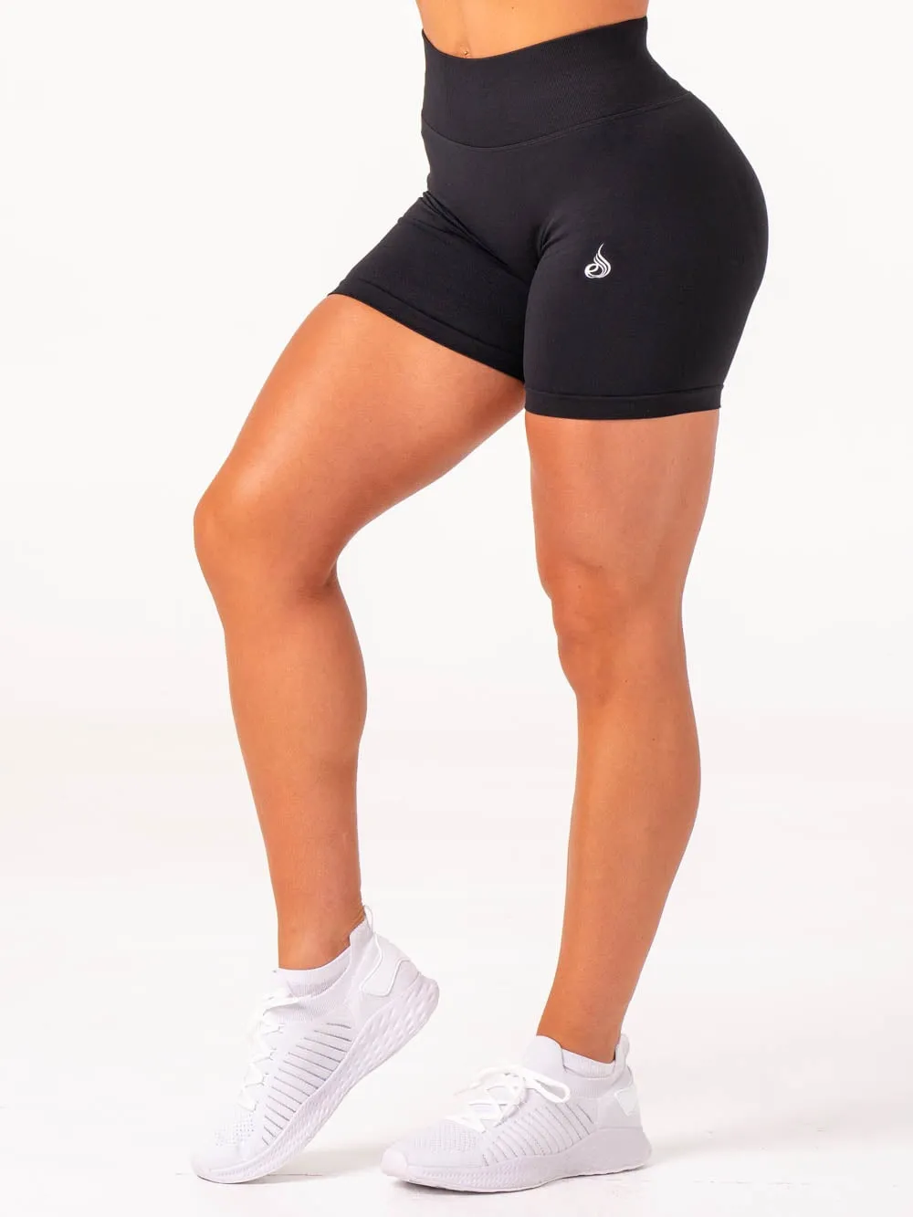 Lift Scrunch Shorts - Black