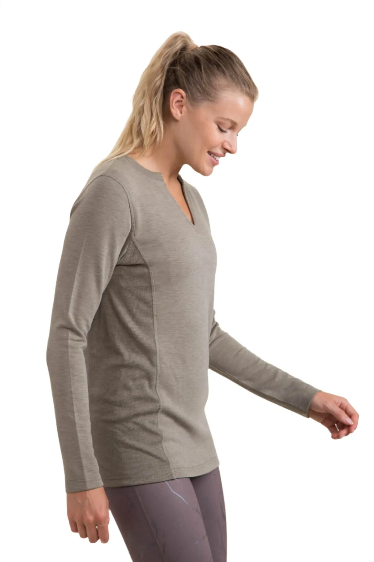 Mono B Split Collar Long Sleeve Tee KT-A1040