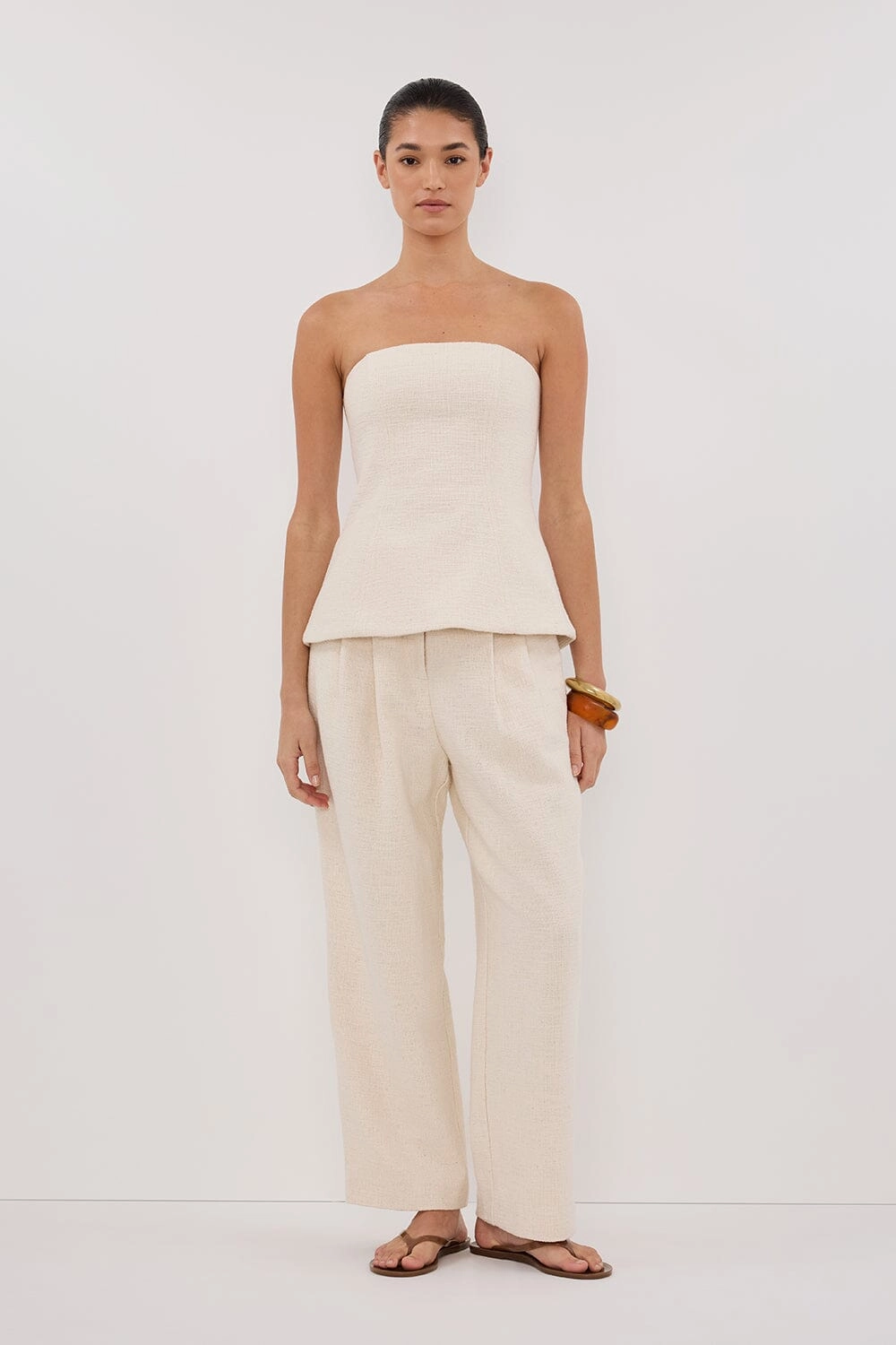 NIA NATURAL STRAPLESS TOP