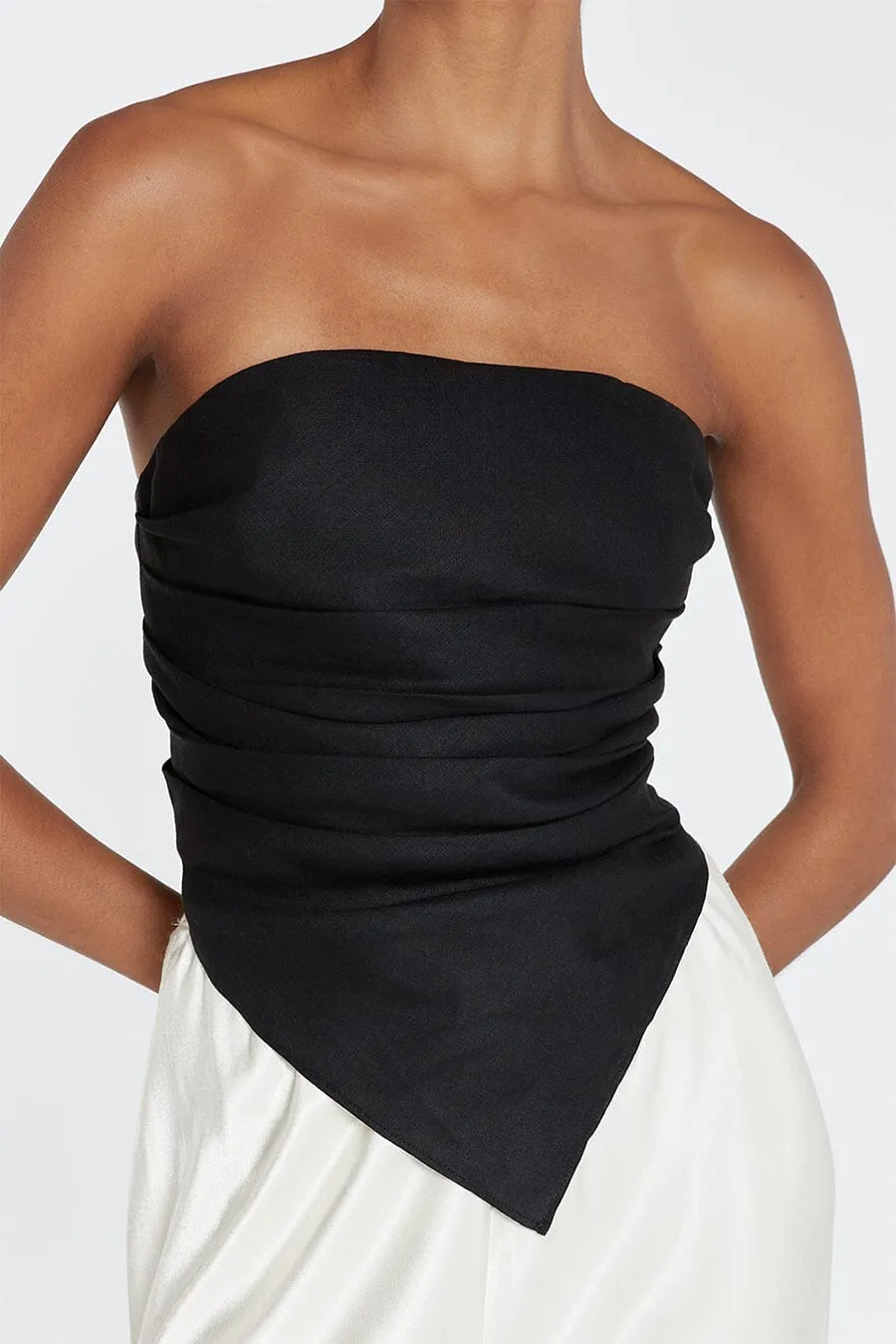 NICCI BLACK LINEN STRAPLESS TOP