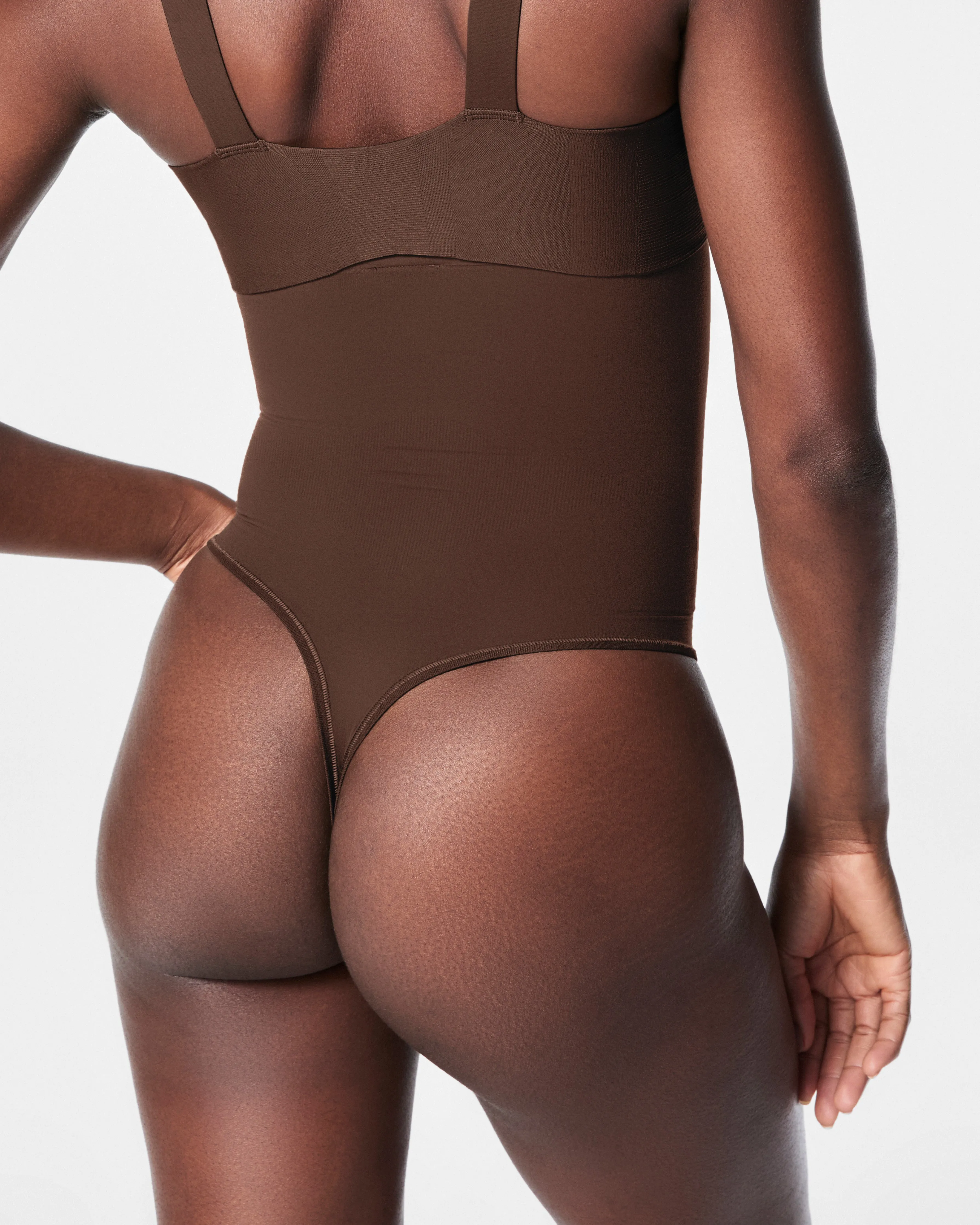 SPANXsculpt™ Seamless Power High-Waisted Thong