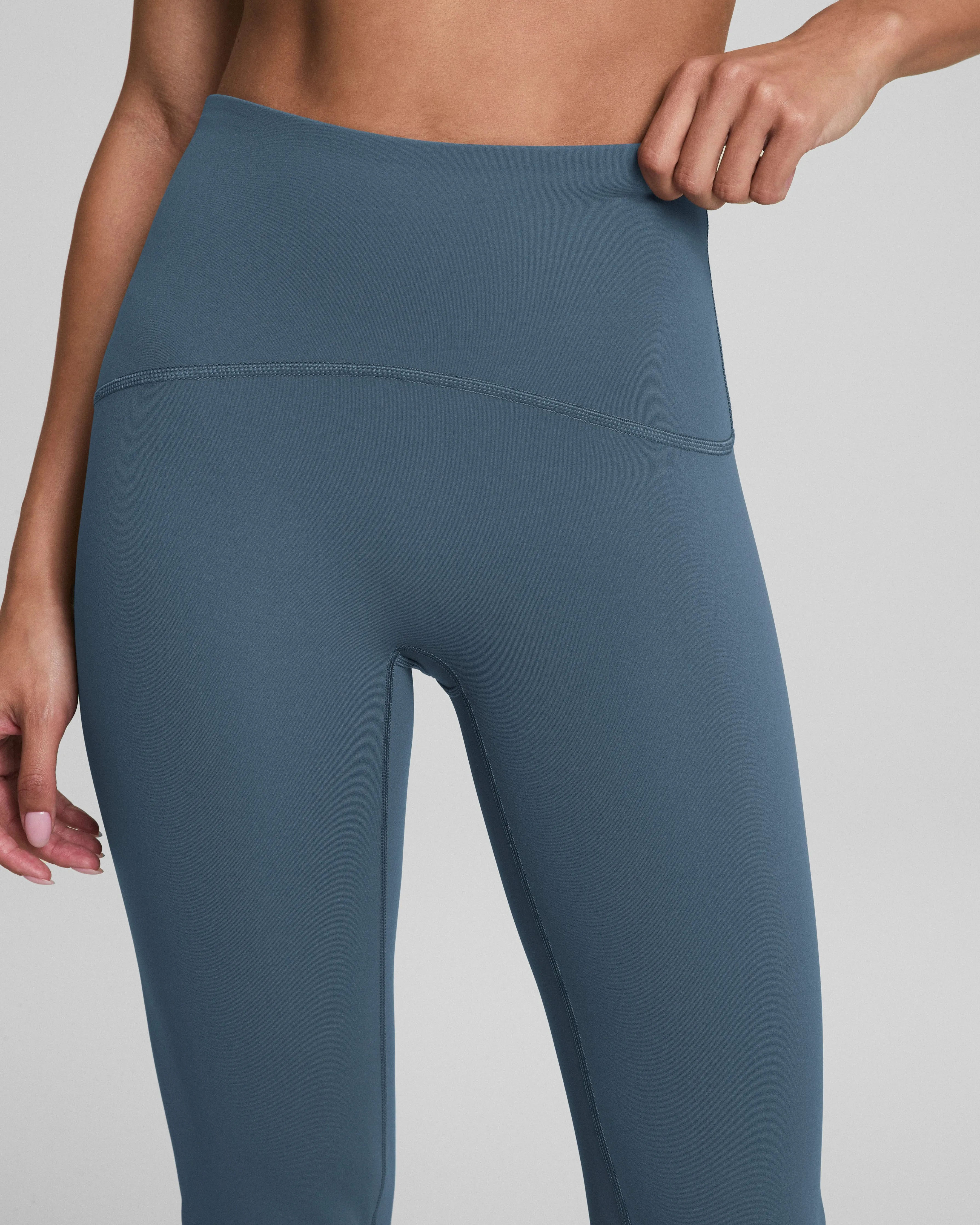 SPANXshape™ Booty Boost® Flare Pant
