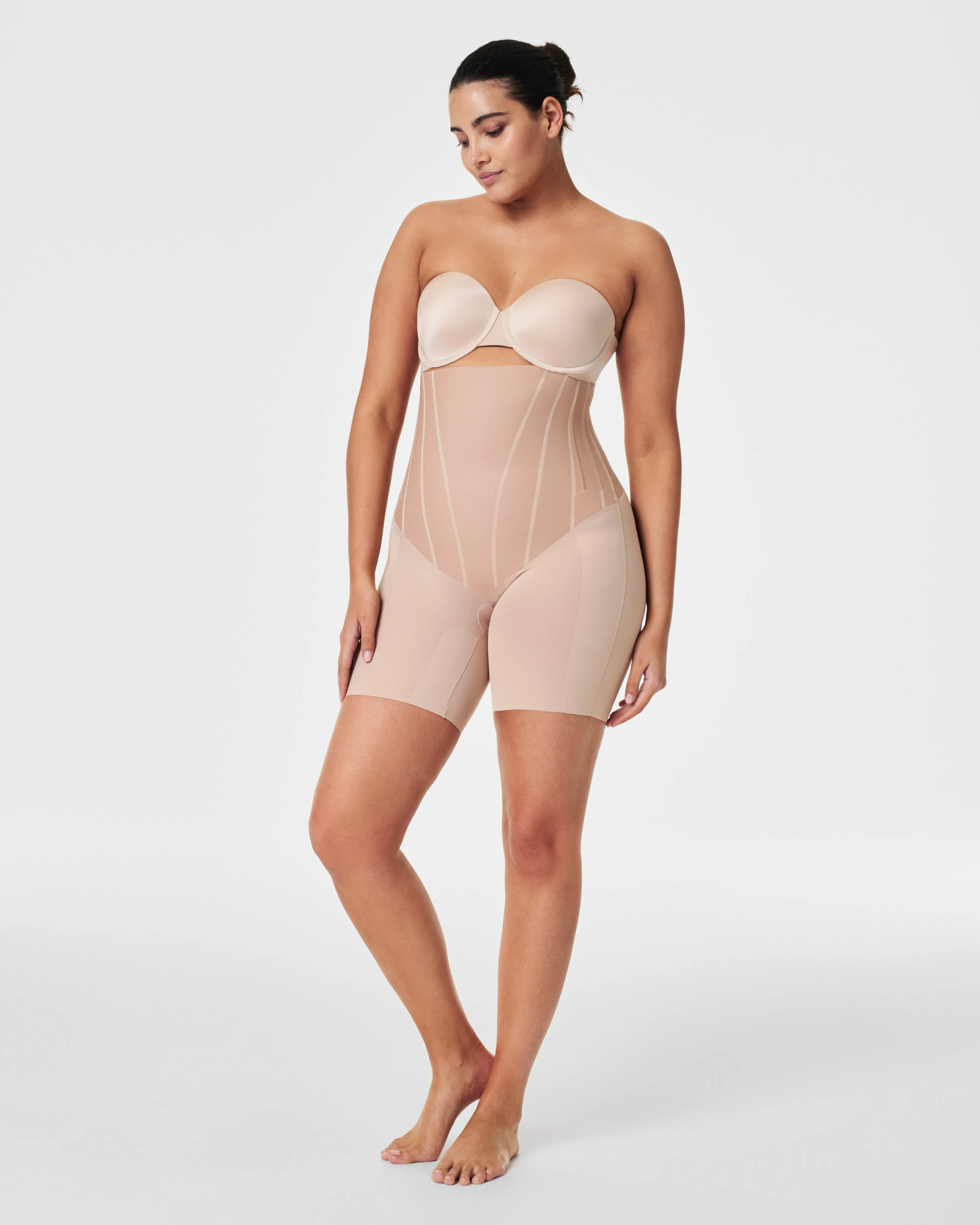 SPANXsupersculpt™ TotalContour High-Waisted Mid-Thigh Short