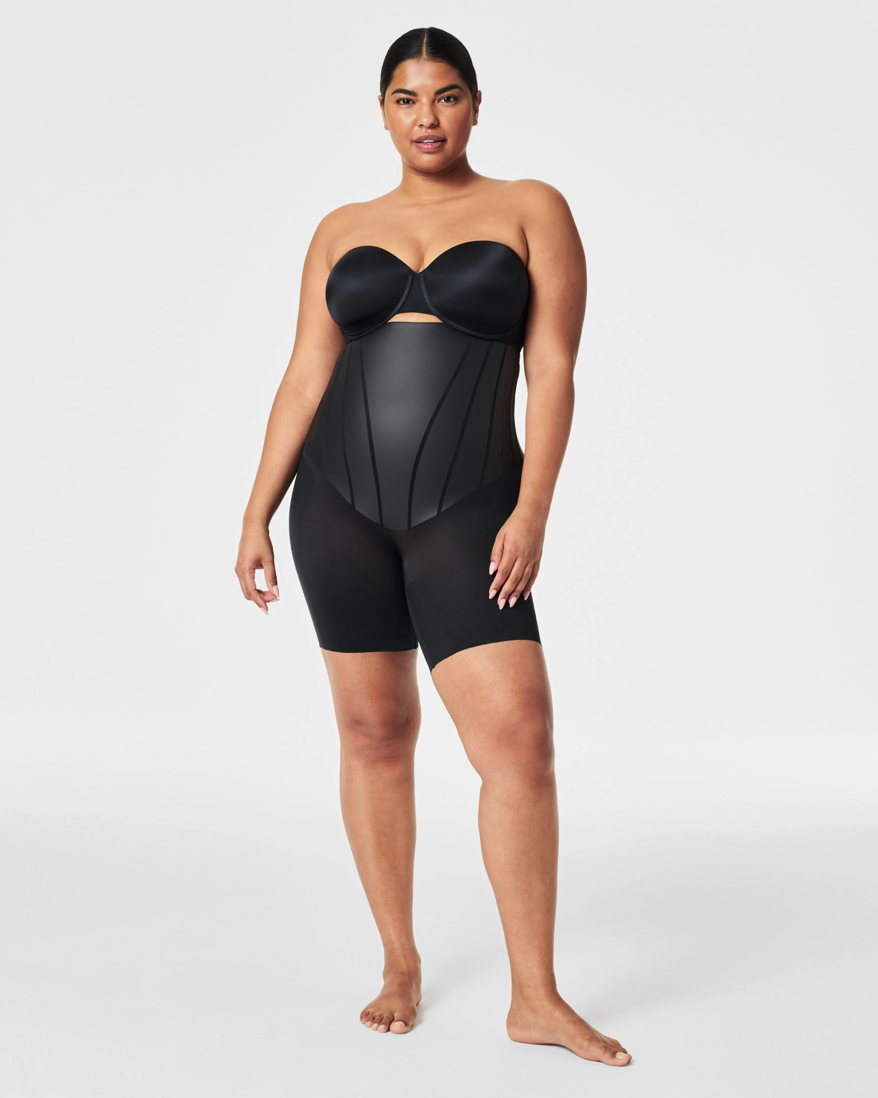 SPANXsupersculpt™ TotalContour High-Waisted Mid-Thigh Short